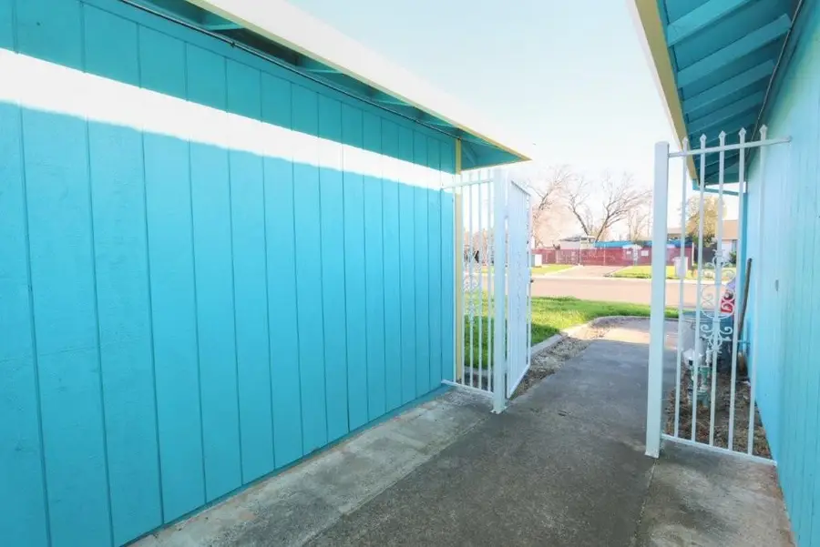 4409 Tallyho Drive, Sacramento, CA 95826 - #3