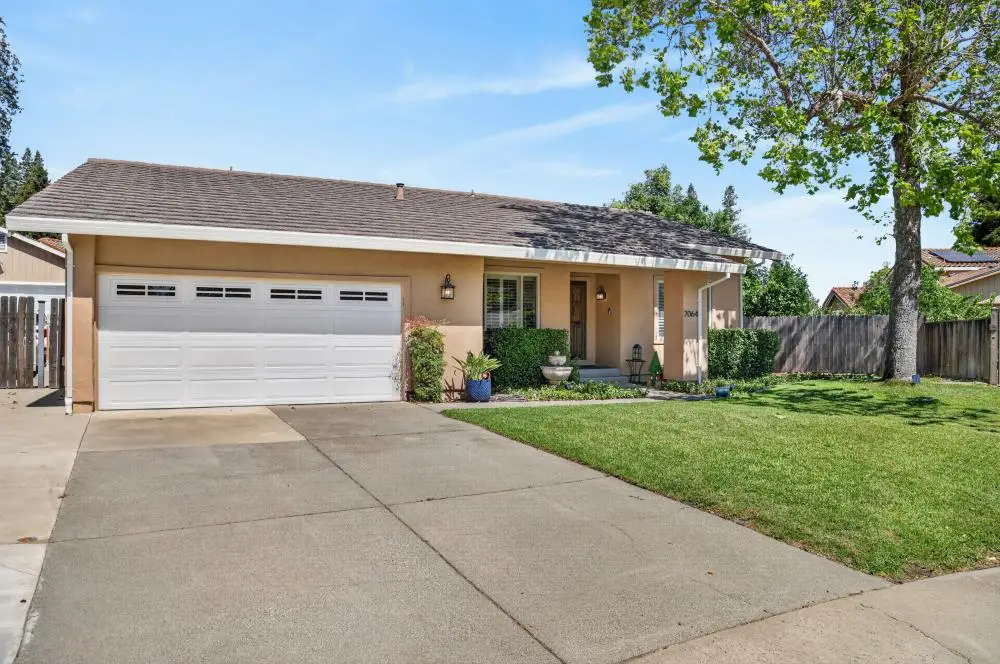 7064 Riverside Boulevard, Sacramento, CA 95831 - #1