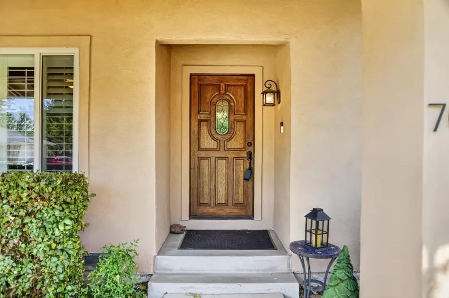 7064 Riverside Boulevard, Sacramento, CA 95831 - #3
