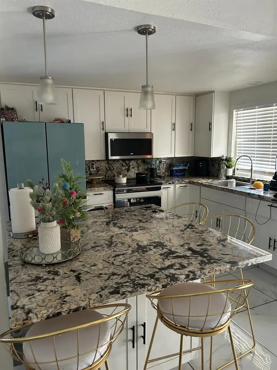 629 E Fort Henry, Modesto, CA 95354 - #3