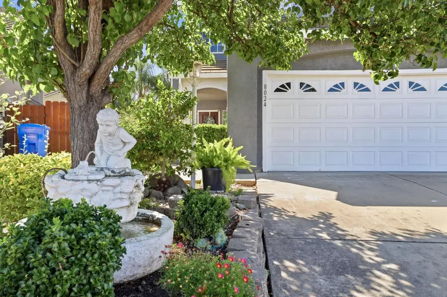 8024 Bridgeburn Court, Elk Grove, CA 95758 - #2