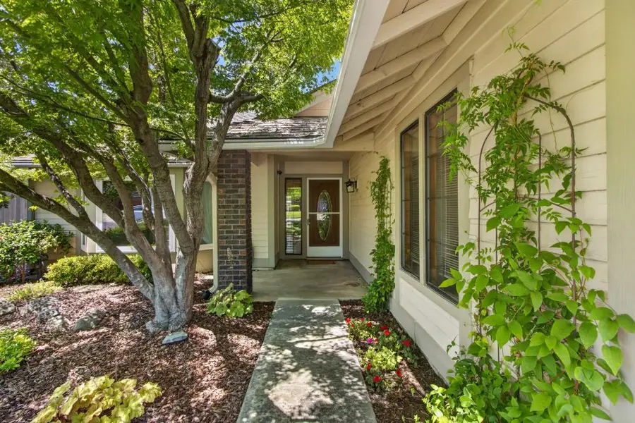1310 Carnation Court, Roseville, CA 95661 - #2