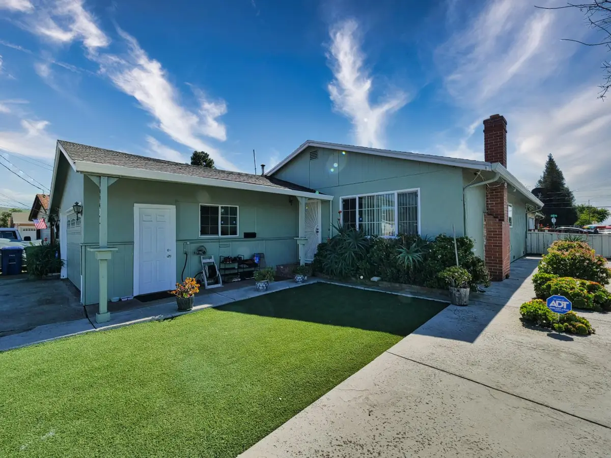 994 Westwood Street, Hayward, CA 94544 - #1