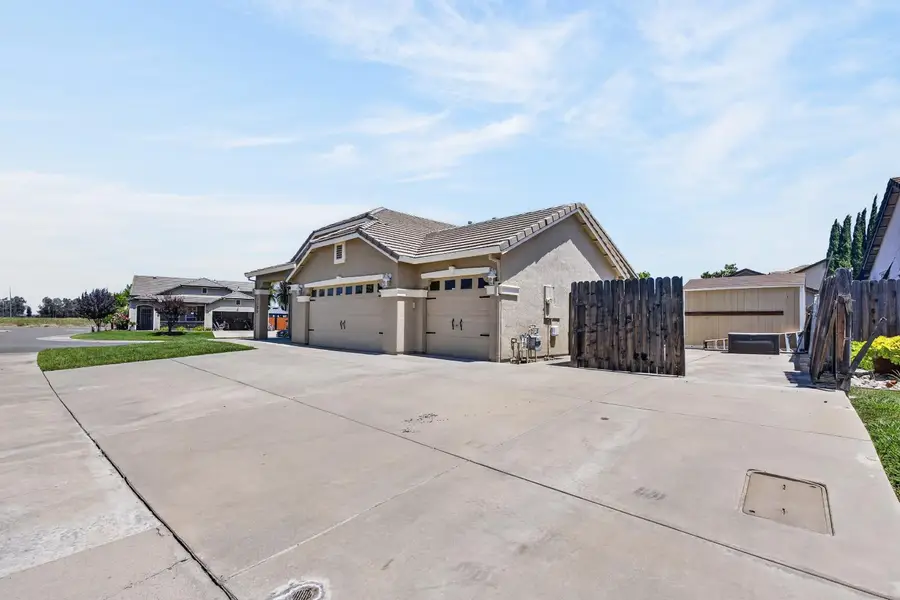 1123 Thornbridge Drive, Galt, CA 95632 - #3