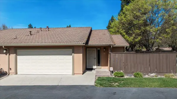 4064 Elmo Loop, Modesto, CA 95356