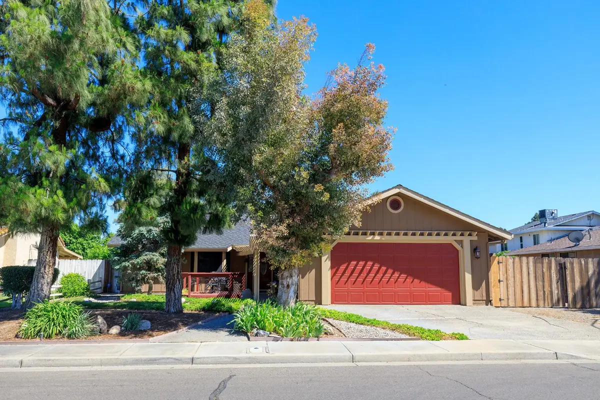 376 Foxmeadow Way, Los Banos, CA 93635 - #1