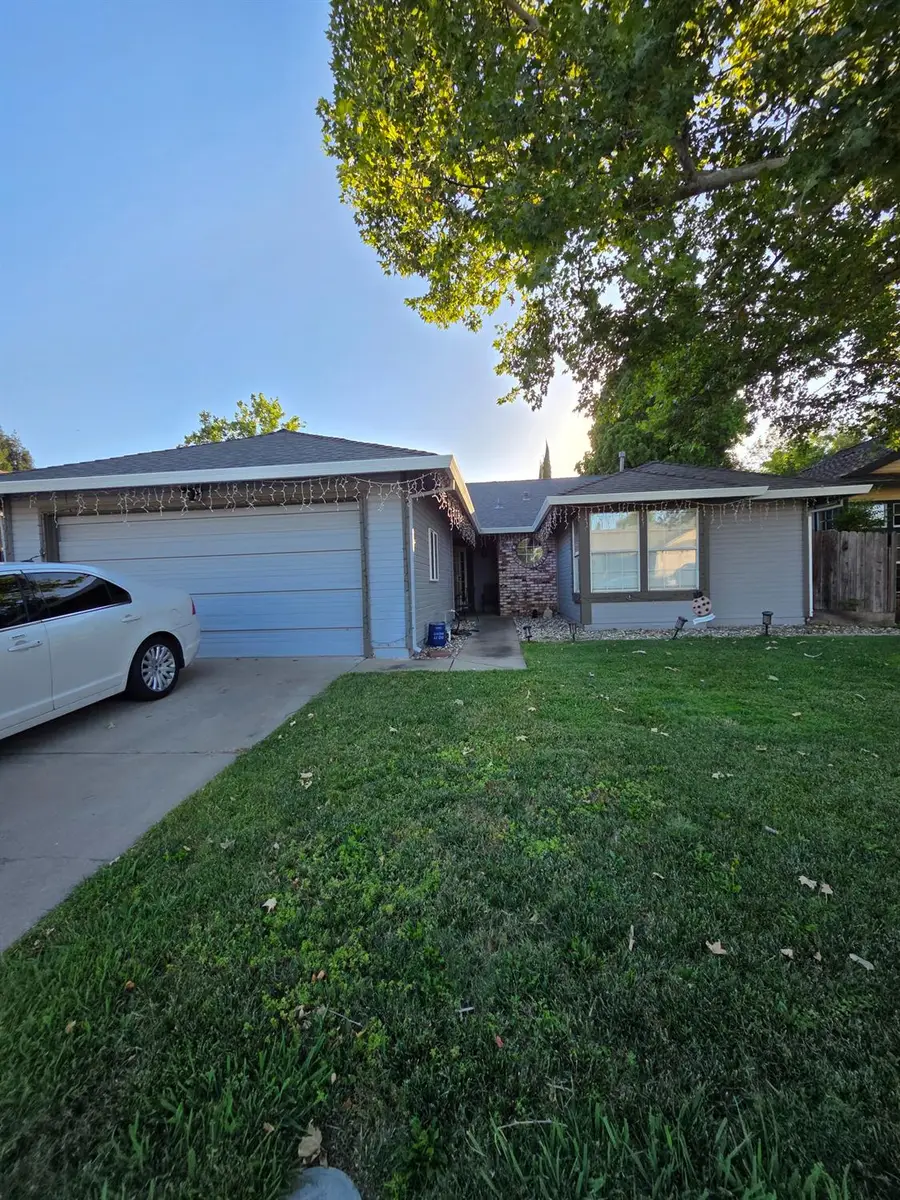 8012 Marsannay Way, Sacramento, CA 95829 - #2