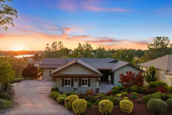 12924 Austin Forest Circle, Auburn, CA 95602