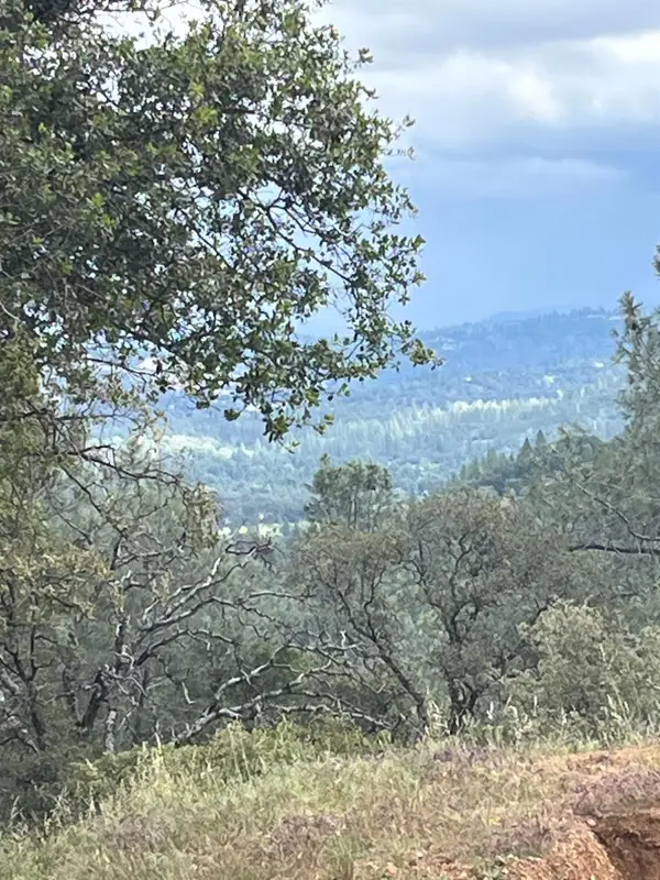 10811 Bell Road, Penn Valley, CA 95946