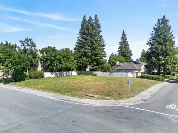 7701 E Shore Drive, Sacramento, CA 95831