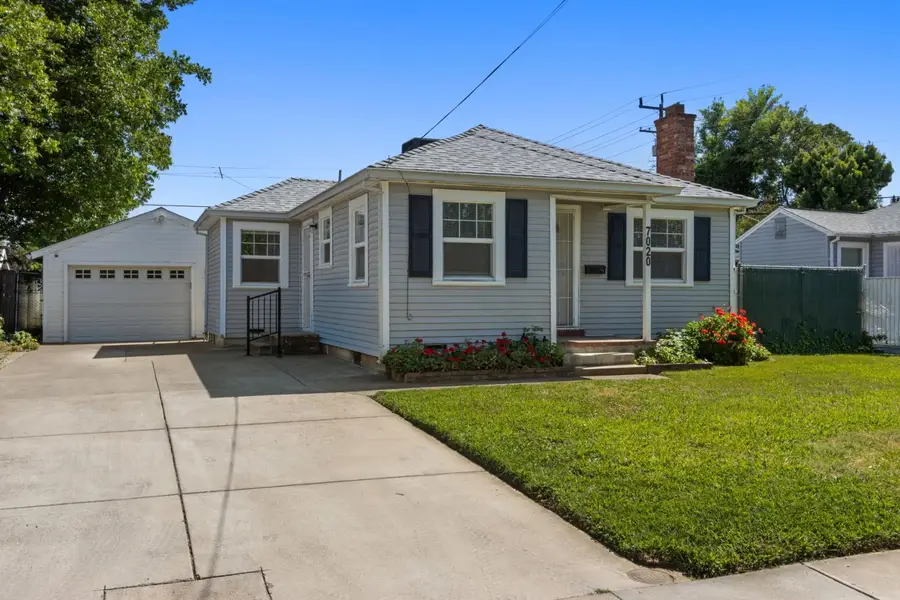 7020 18th Avenue, Sacramento, CA 95820 - #2
