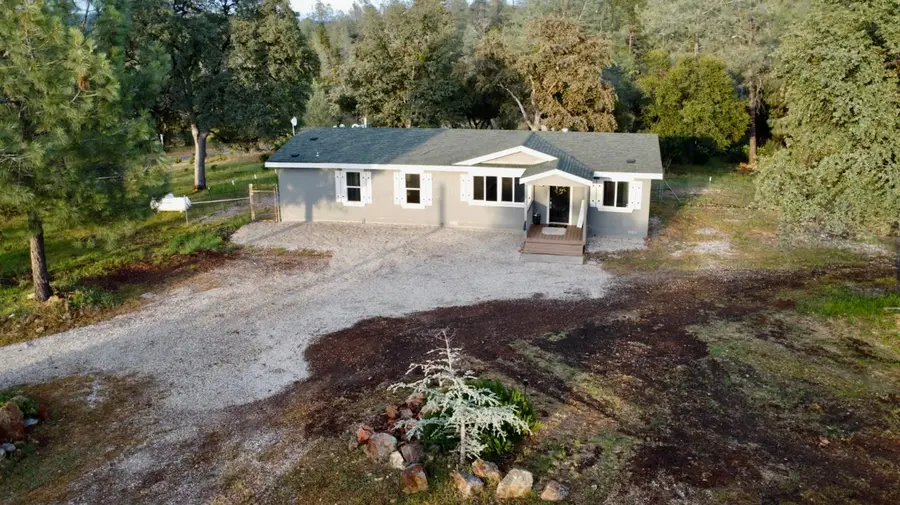 12155 Gilham Ct, Grass Valley, CA 95949 - #3