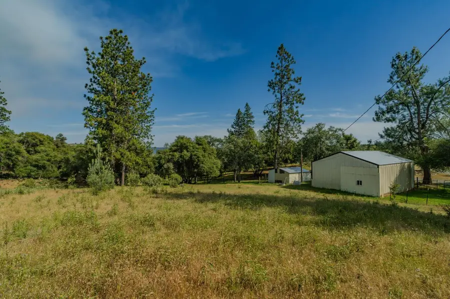 6216 Trout Lane, Mountain Ranch, CA 95246 - #2