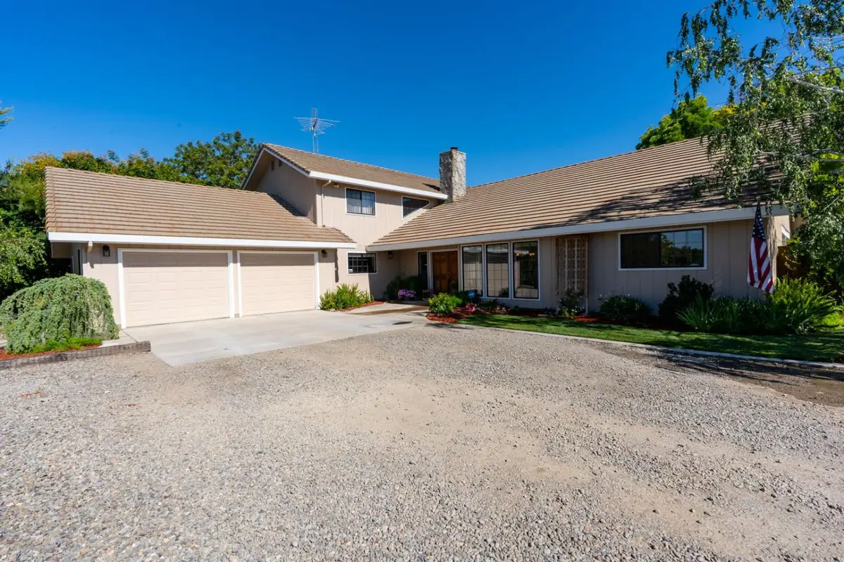 22650 W Sunset Avenue, Los Banos, CA 93635 - #1