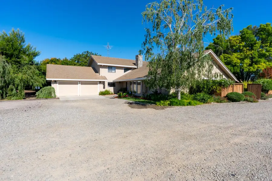 22650 W Sunset Avenue, Los Banos, CA 93635 - #2