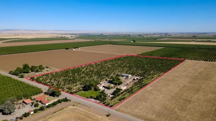 22650 W Sunset Avenue, Los Banos, CA 93635 - #3