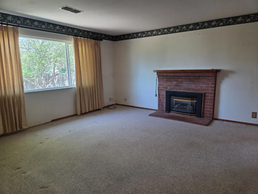 626 Sutter Lane, Ione, CA 95640 - #2