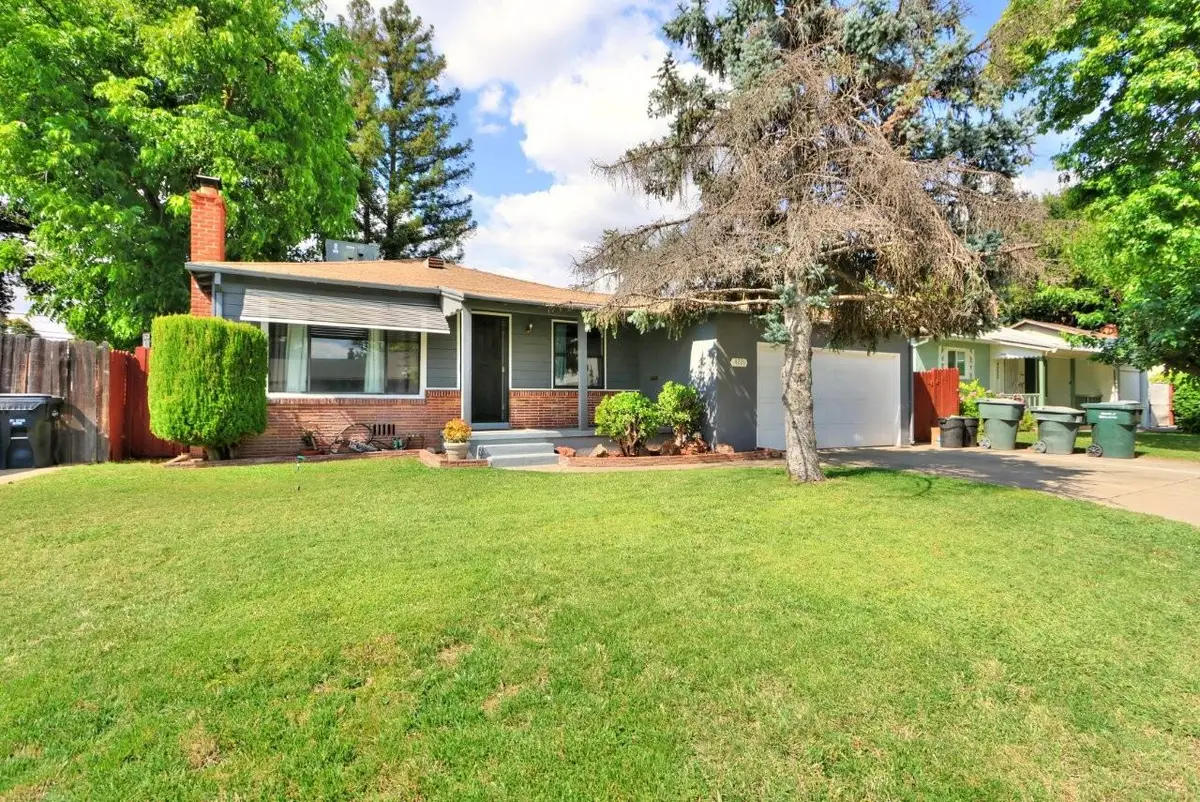 4221 42nd Avenue, Sacramento, CA 95824 - #1