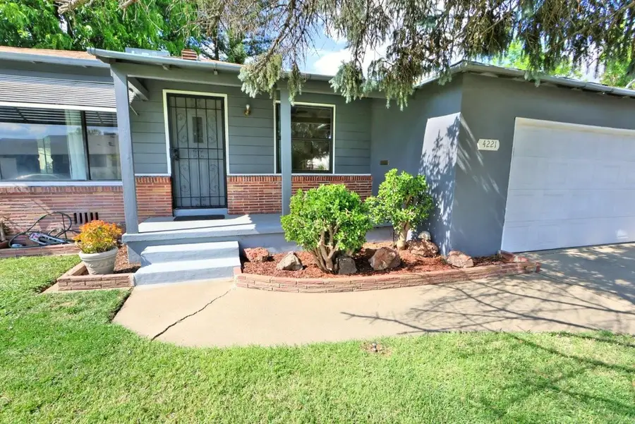4221 42nd Avenue, Sacramento, CA 95824 - #2