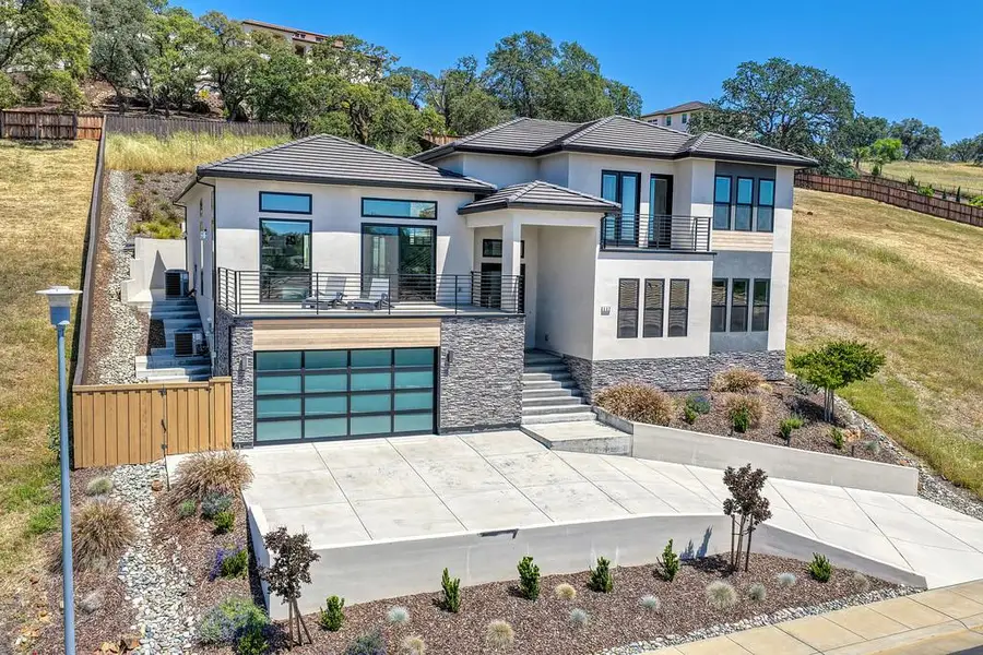 662 W Sundahl Drive, Folsom, CA 95630 - #2