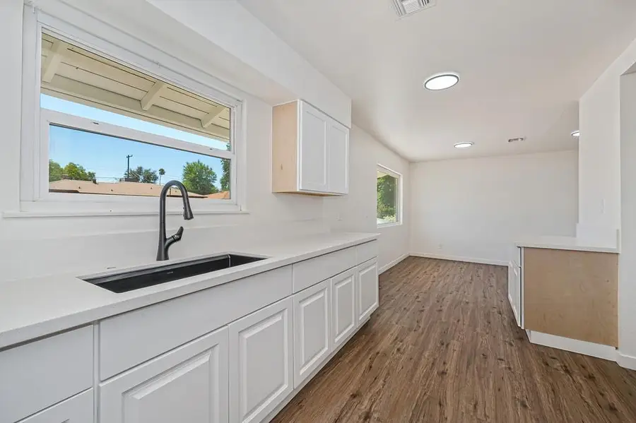 1132 Amberwood, Sacramento, CA 95864 - #3