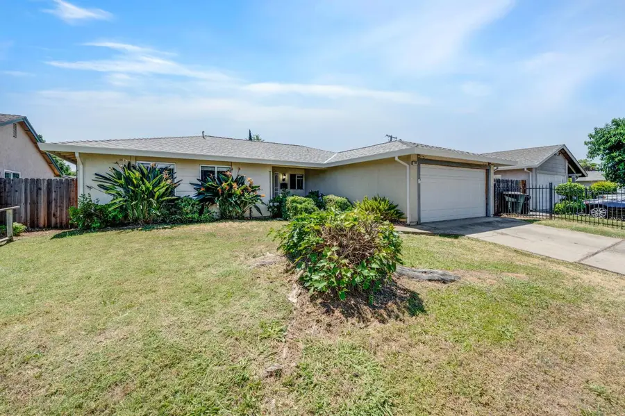 7308 Lawnwood Drive, Sacramento, CA 95828 - #2