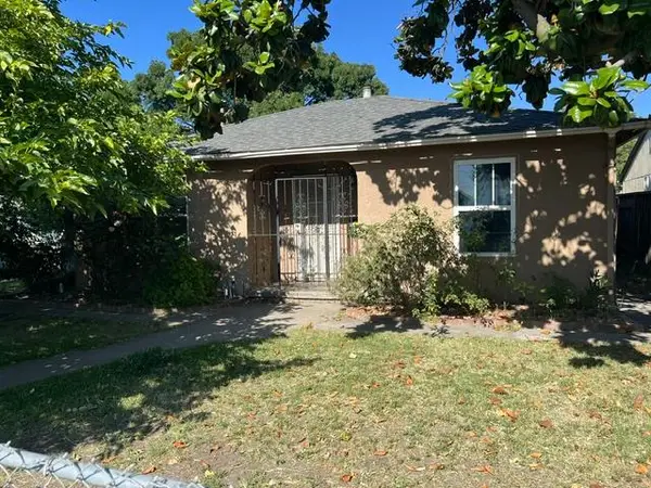 2006 S American Street, Stockton, CA 95206