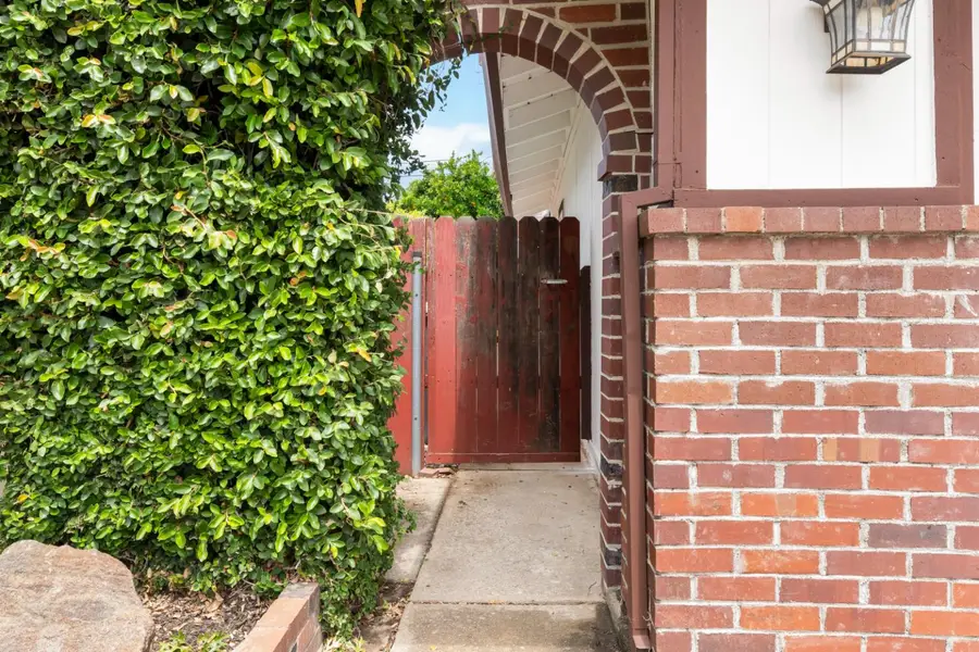 10837 Glenhaven Way, Rancho Cordova, CA 95670 - #2