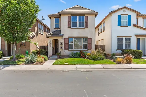 2836 Hawaiian Petrel Avenue, Modesto, CA 95355
