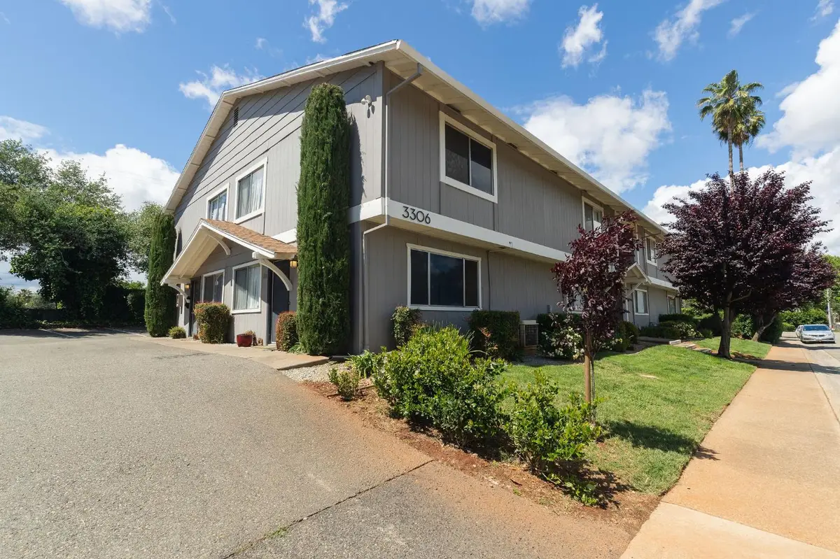 3260 Alexander Drive, Redding, CA 96002 - #1