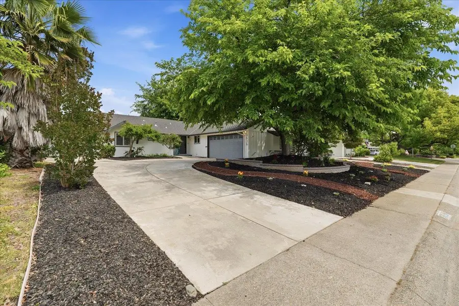 3636 Bausell Street, Sacramento, CA 95821 - #2