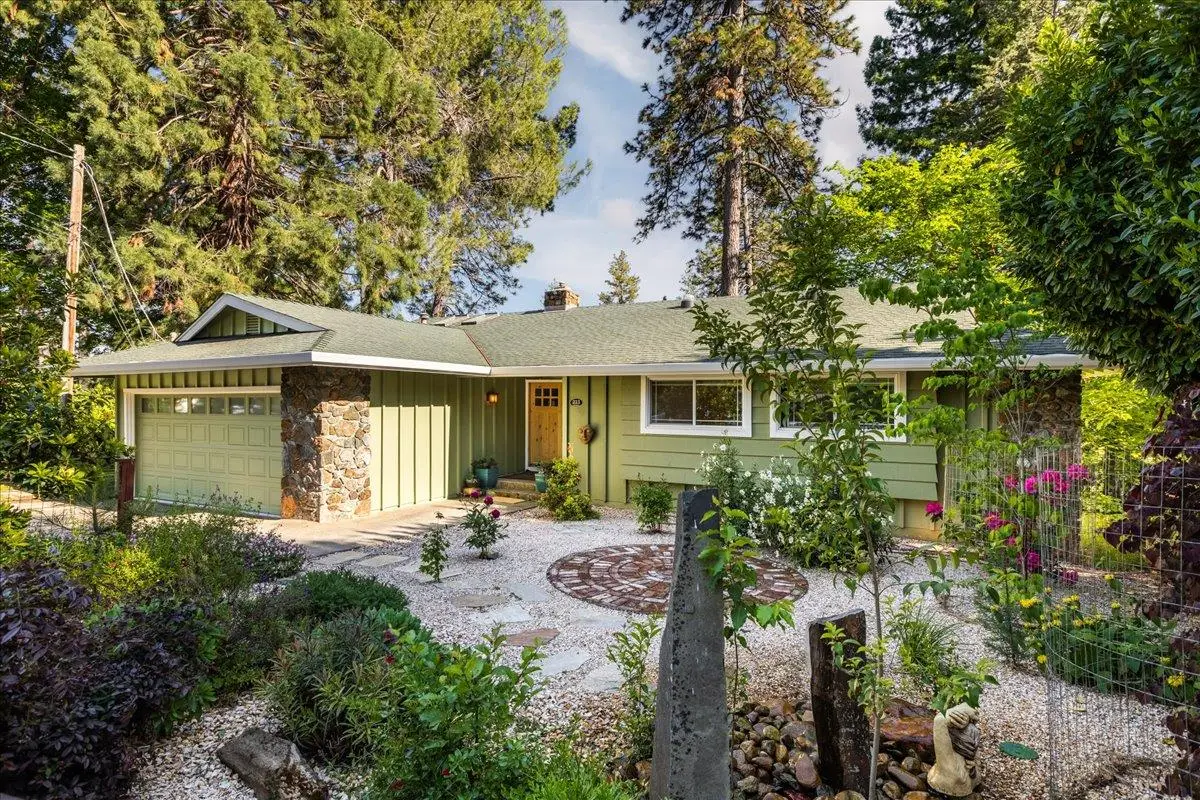 213 Hill Street, Grass Valley, CA 95945 - #1