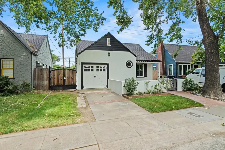 2615 Freeport Boulevard, Sacramento, CA 95818 - #2