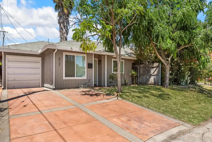 6737 Van Maren Lane, Citrus Heights, CA 95621 - #2