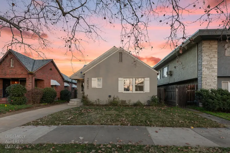 2625 27th Street, Sacramento, CA 95818 - #2