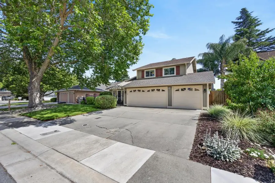 360 Bay River Way, Sacramento, CA 95831 - #2