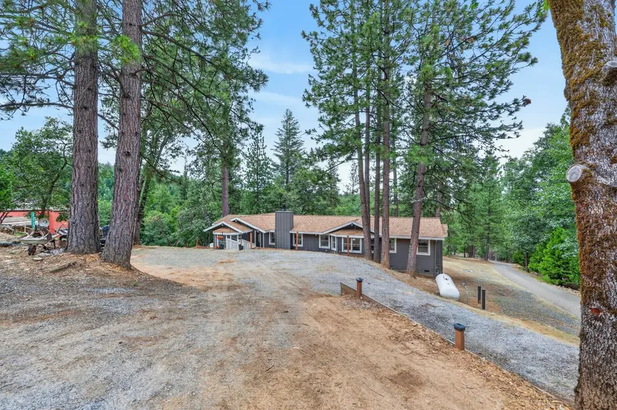 4424 Sierra Springs Drive, Pollock Pines, CA 95726 - #3