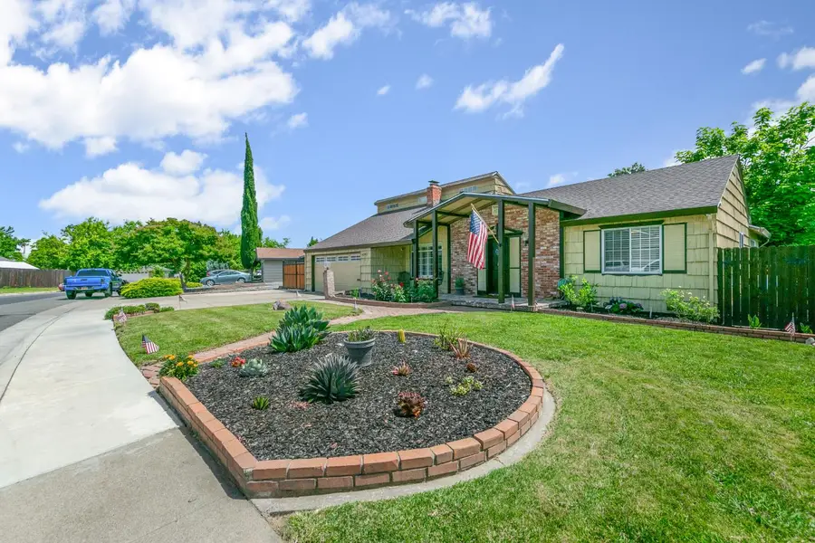 6342 Oakcreek Way, Citrus Heights, CA 95621 - #2