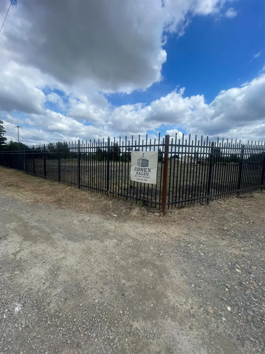 220 Elverta Road, Elverta, CA 95626 - #2