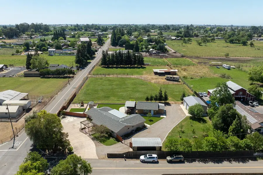 7167 Eleanor Road, Oakdale, CA 95361 - #3
