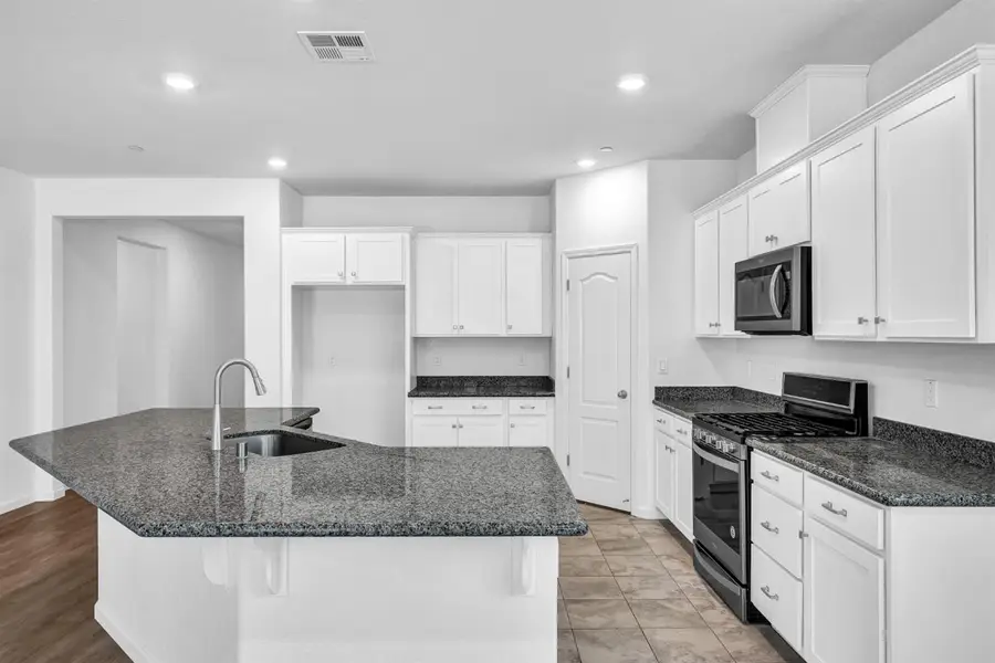 1414 Van Zee Drive, Woodland, CA 95776 - #2