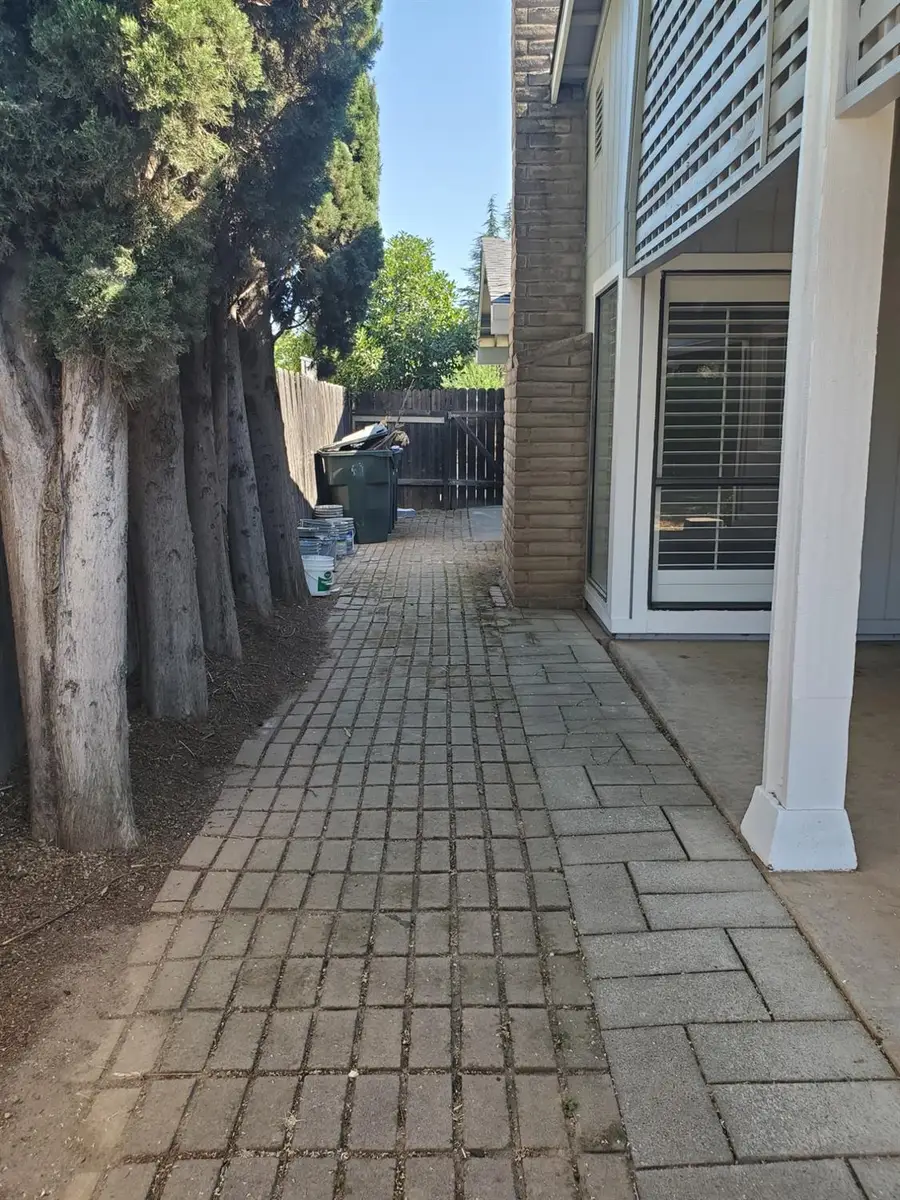 10048 Biscanewoods Way, Sacramento, CA 95827 - #3