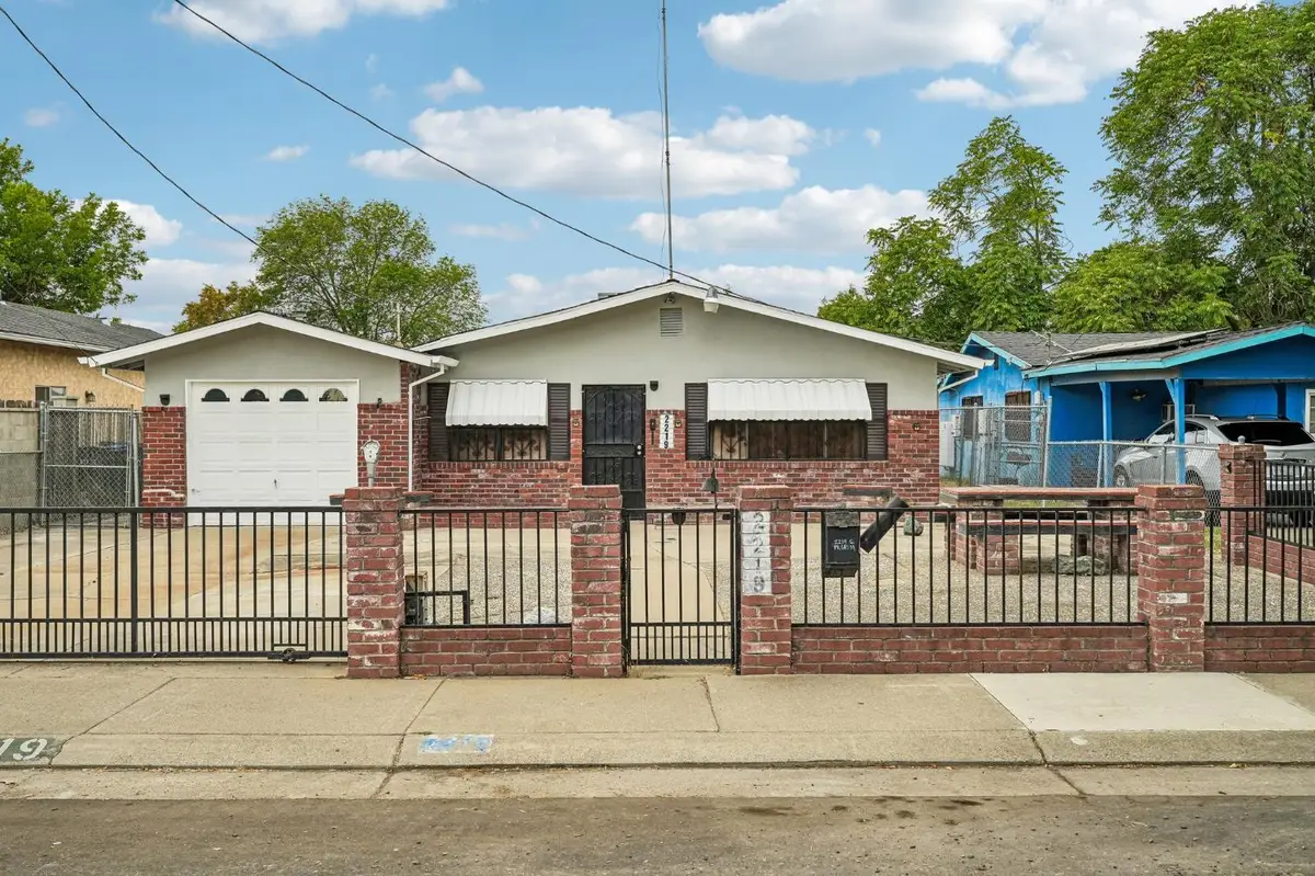 2219 S Pilgrim Street, Stockton, CA 95206 - #1