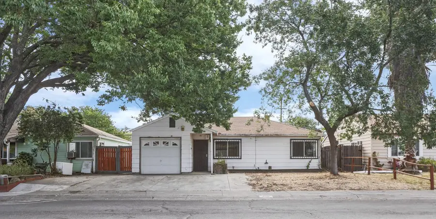 4981 71st Street, Sacramento, CA 95820 - #2