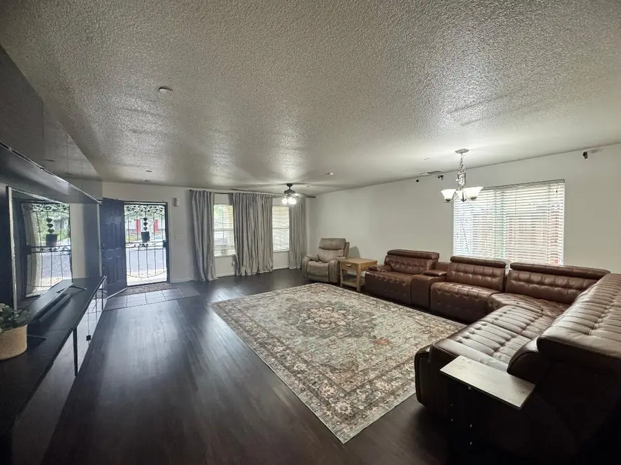 2558 Allen Circle, Woodland, CA 95776 - #3