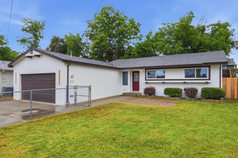 564 Madrone Drive, Yuba City, CA 95991 - #2