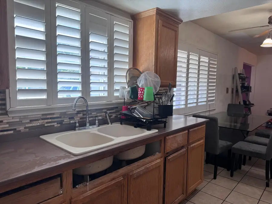 2151 S Pilgrim Street, Stockton, CA 95206 - #3
