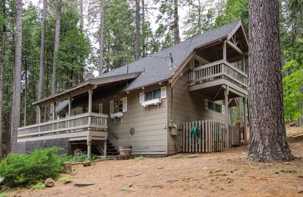 2062 Fairway Drive, Arnold, CA 95223
