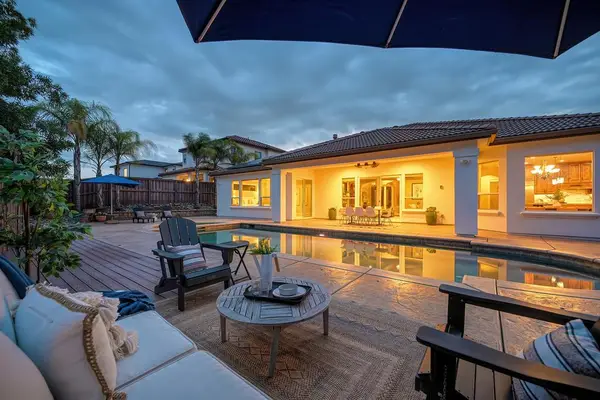 640 Russell Drive, Folsom, CA 95630
