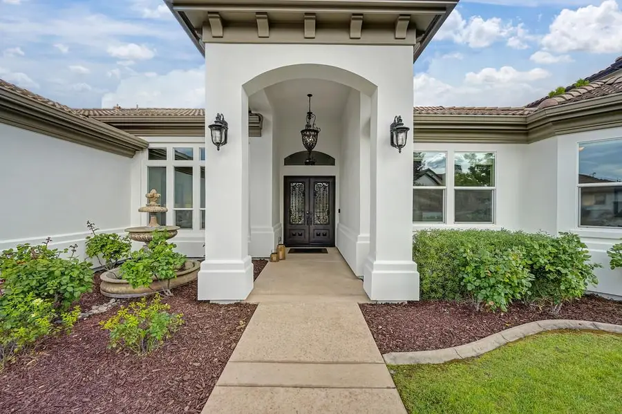640 Russell Drive, Folsom, CA 95630 - #3